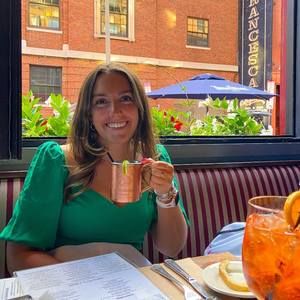 Meet your Posher, Amanda